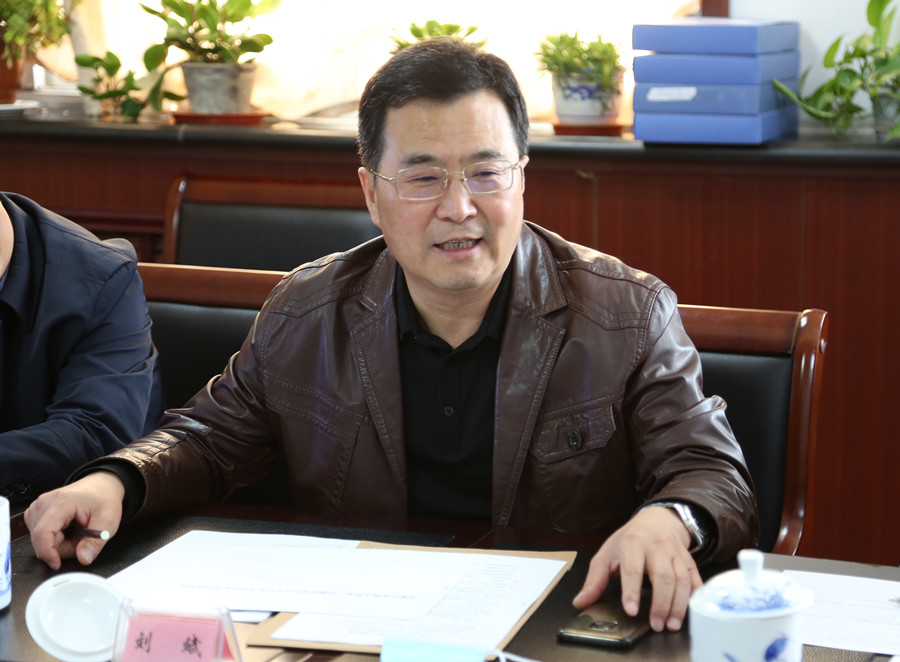 会上,刘斌副校长简单介绍了此次前来检查指导工作的考评组成员及考核