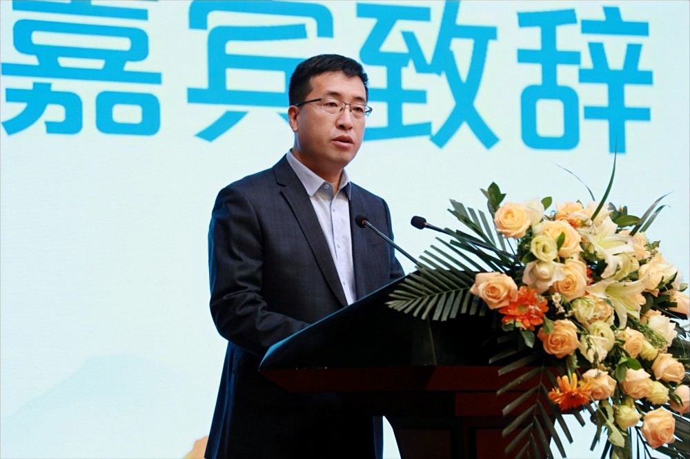 1702729481271024988.jpg 350A6147(1)(1).jpg